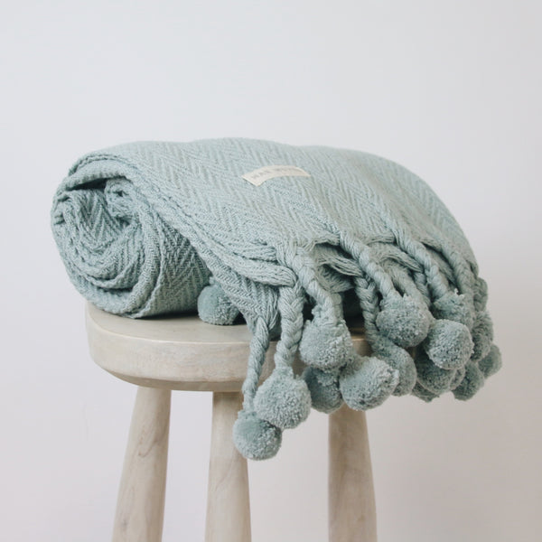 Happi Throw in Blue