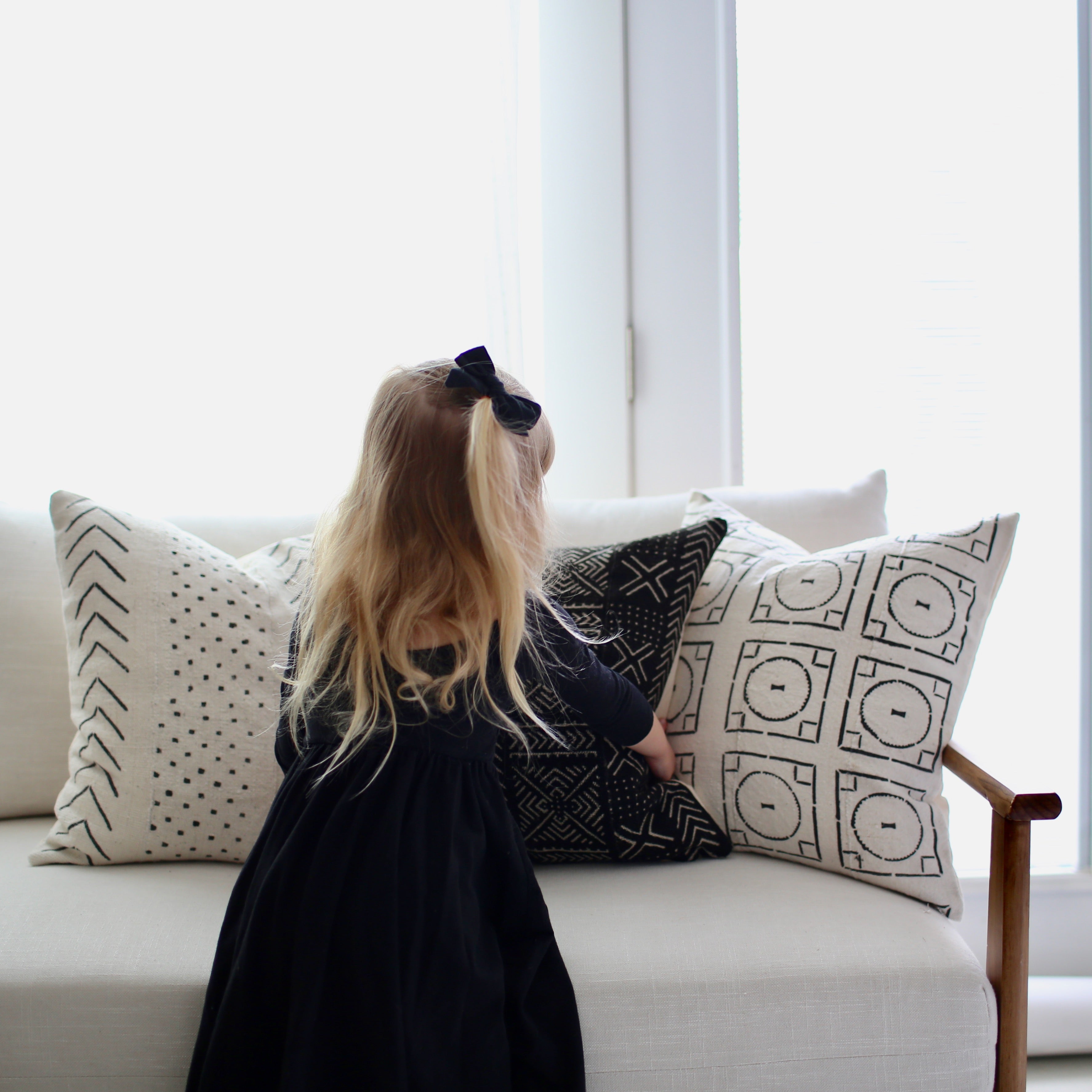 The Guide to Inserting Pillow Fills into Pillow Covers