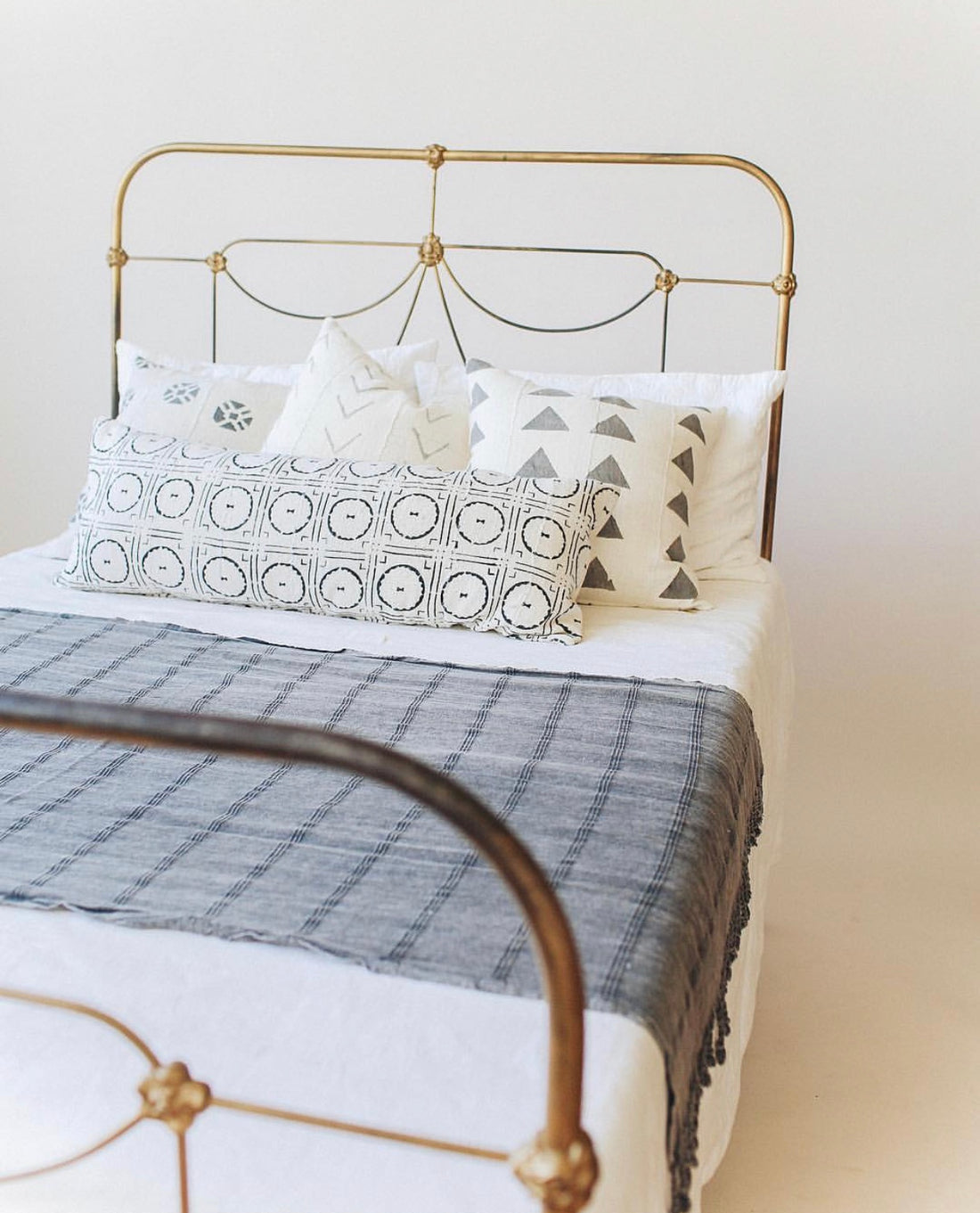 How to Style a Throw Blanket