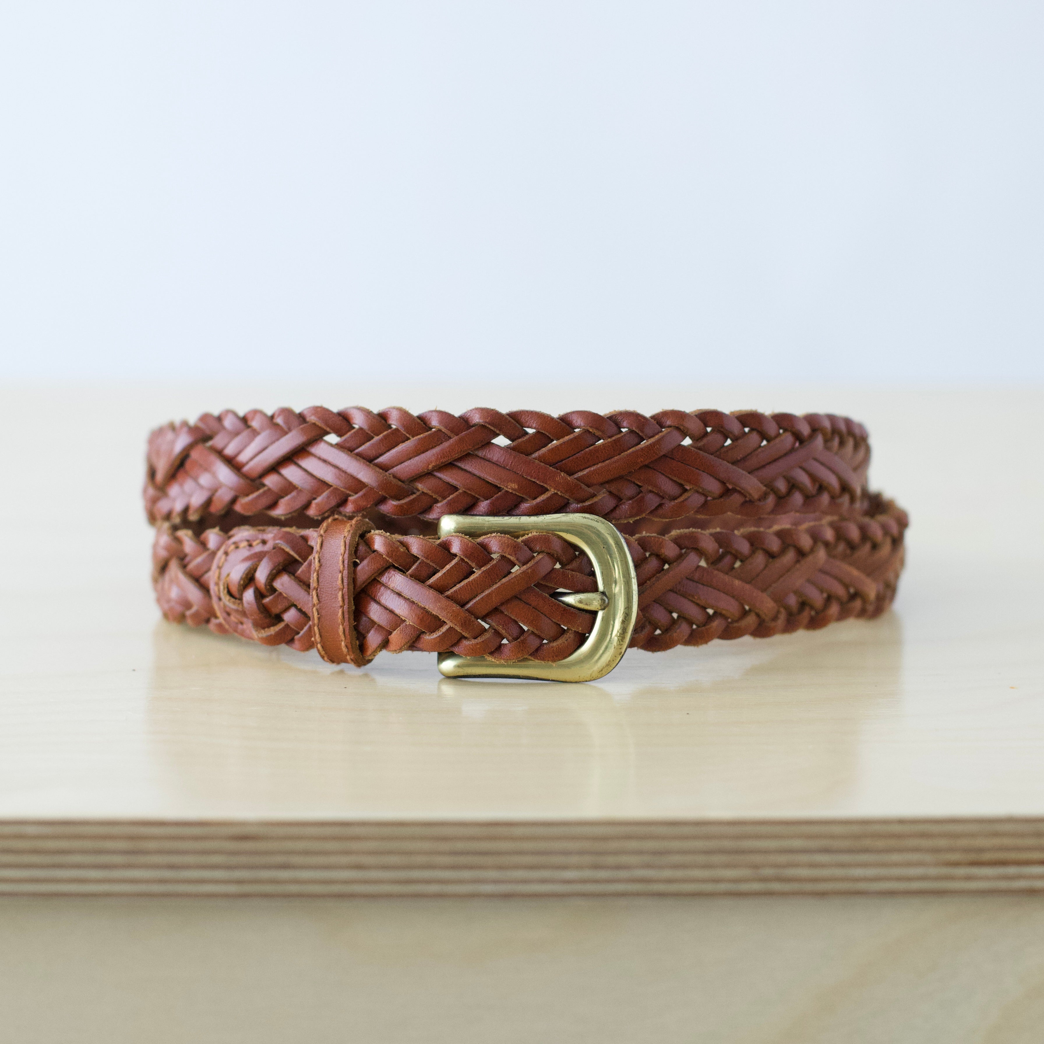 L/XL Vintage brown leather braided belt with brass hardware
