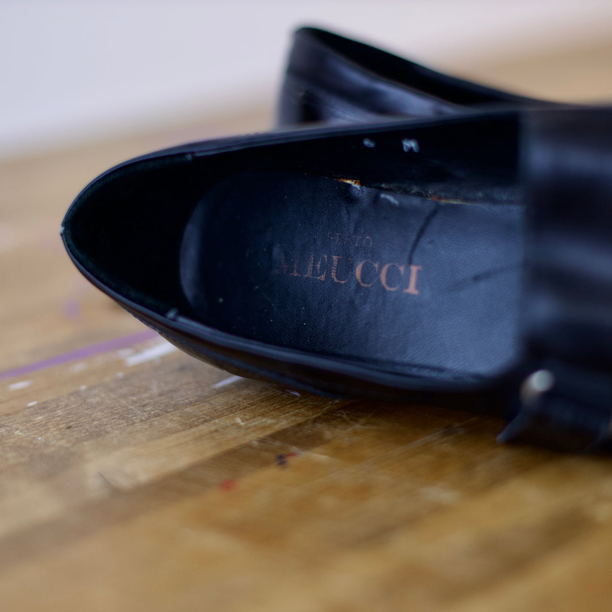 Vintage Meucci Italy Black Leather Loafers 6W