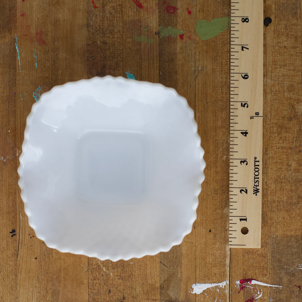 Vintage L.E. Smith White Milk Glass Bowl