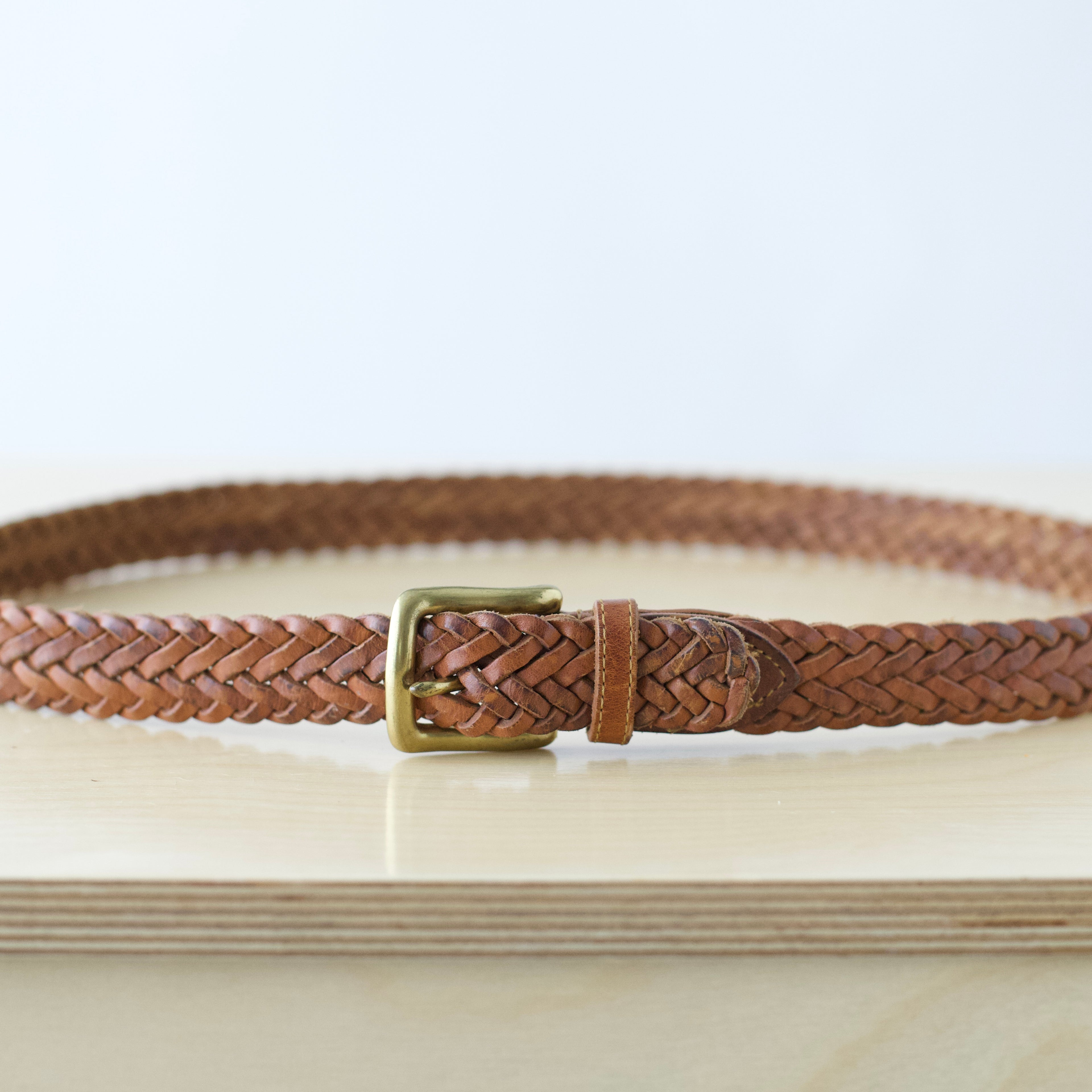 S-XL Vintage hand braided brown leather belt with brass hardware