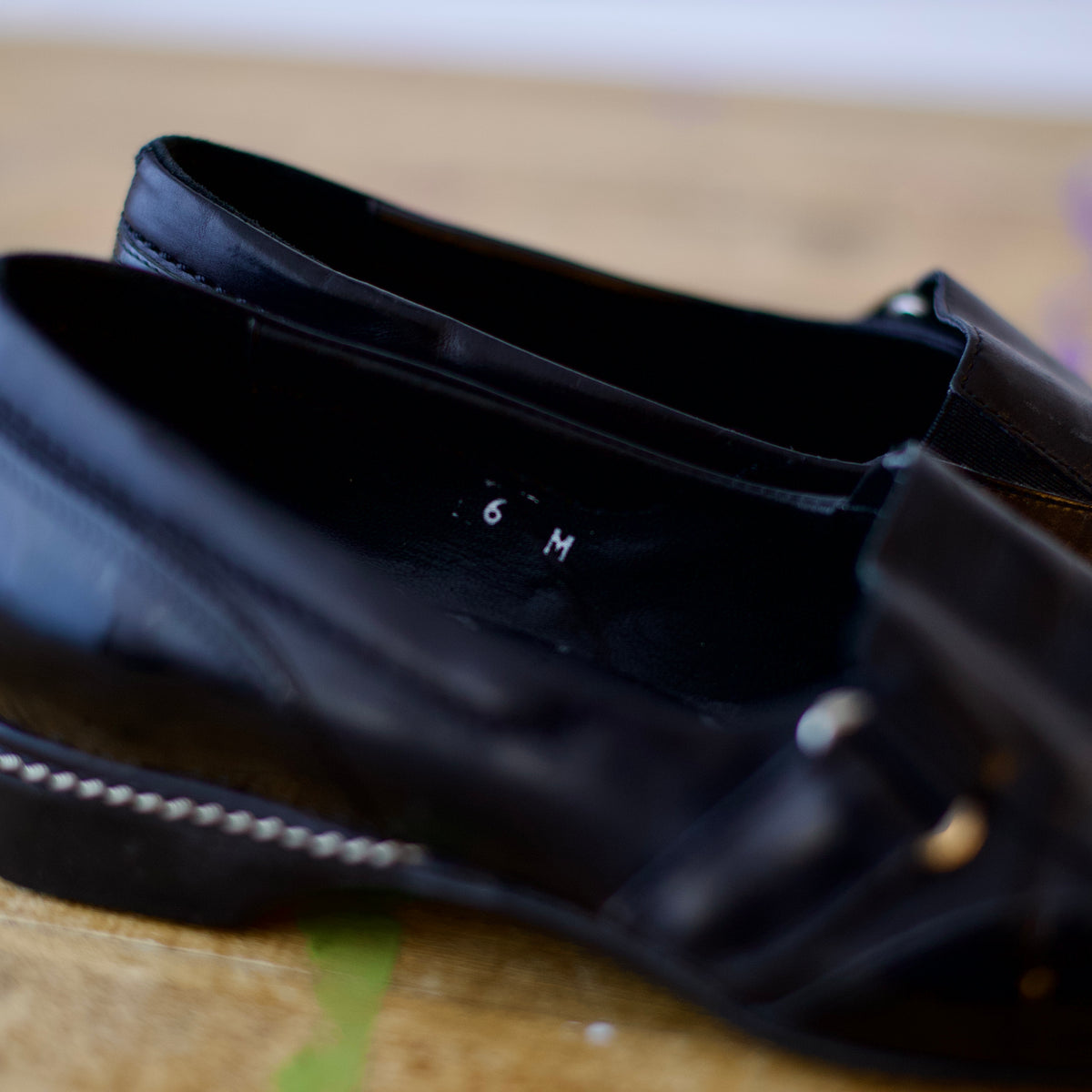 Vintage Meucci Italy Black Leather Loafers 6W