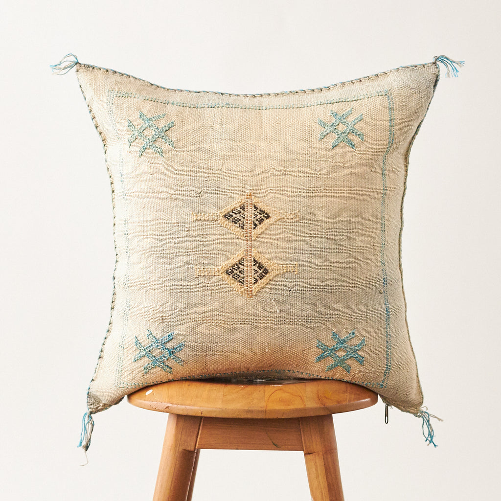 Moroccan Cactus Silk Cream/Grey