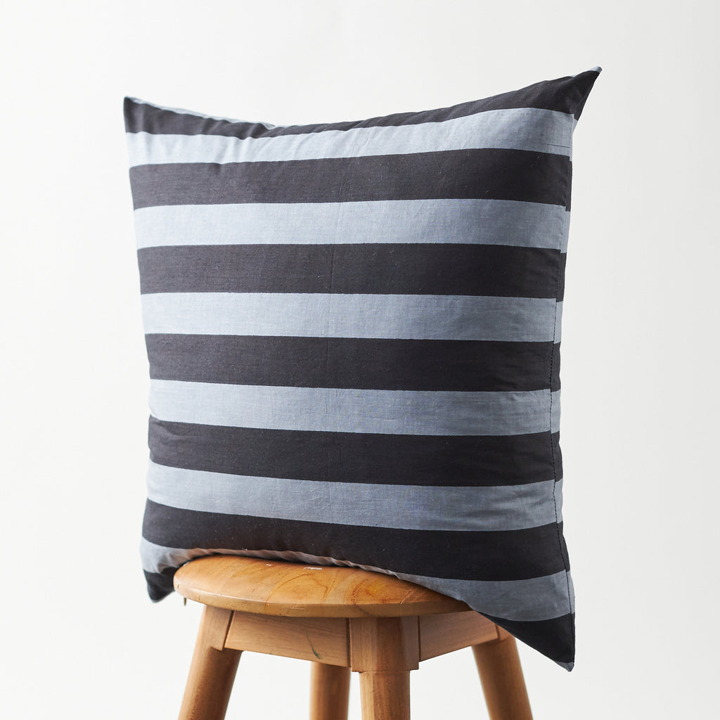 Cotton Horizontal Stripe Pillow Cover Blue & Navy 20"x20"
