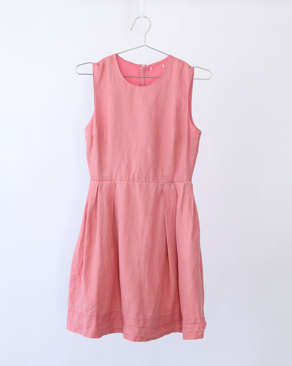 Women's Sleeveless Side Pocket Dress Mauve