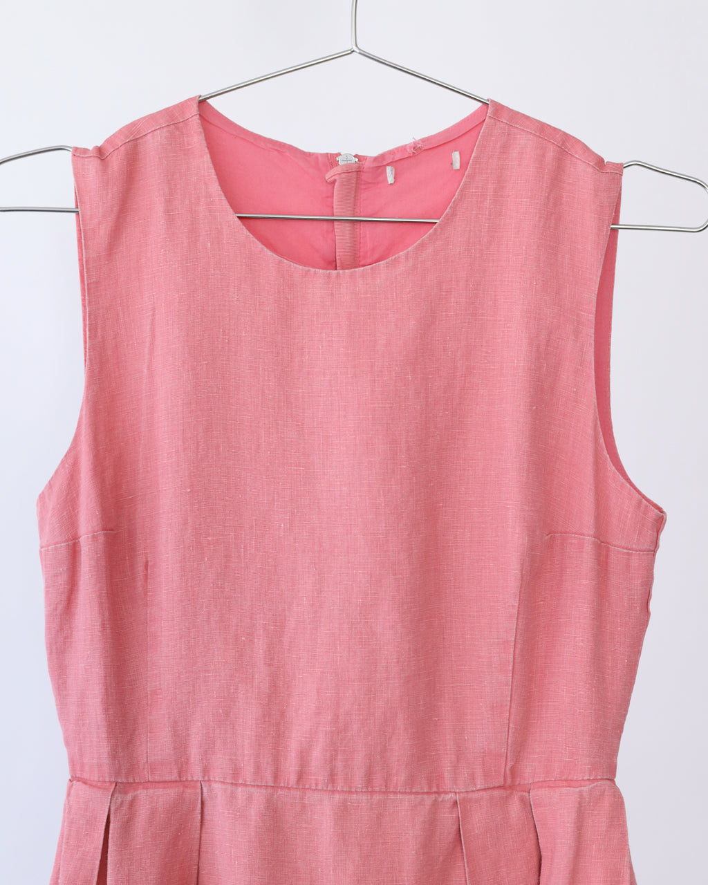 Women's Sleeveless Side Pocket Dress Mauve