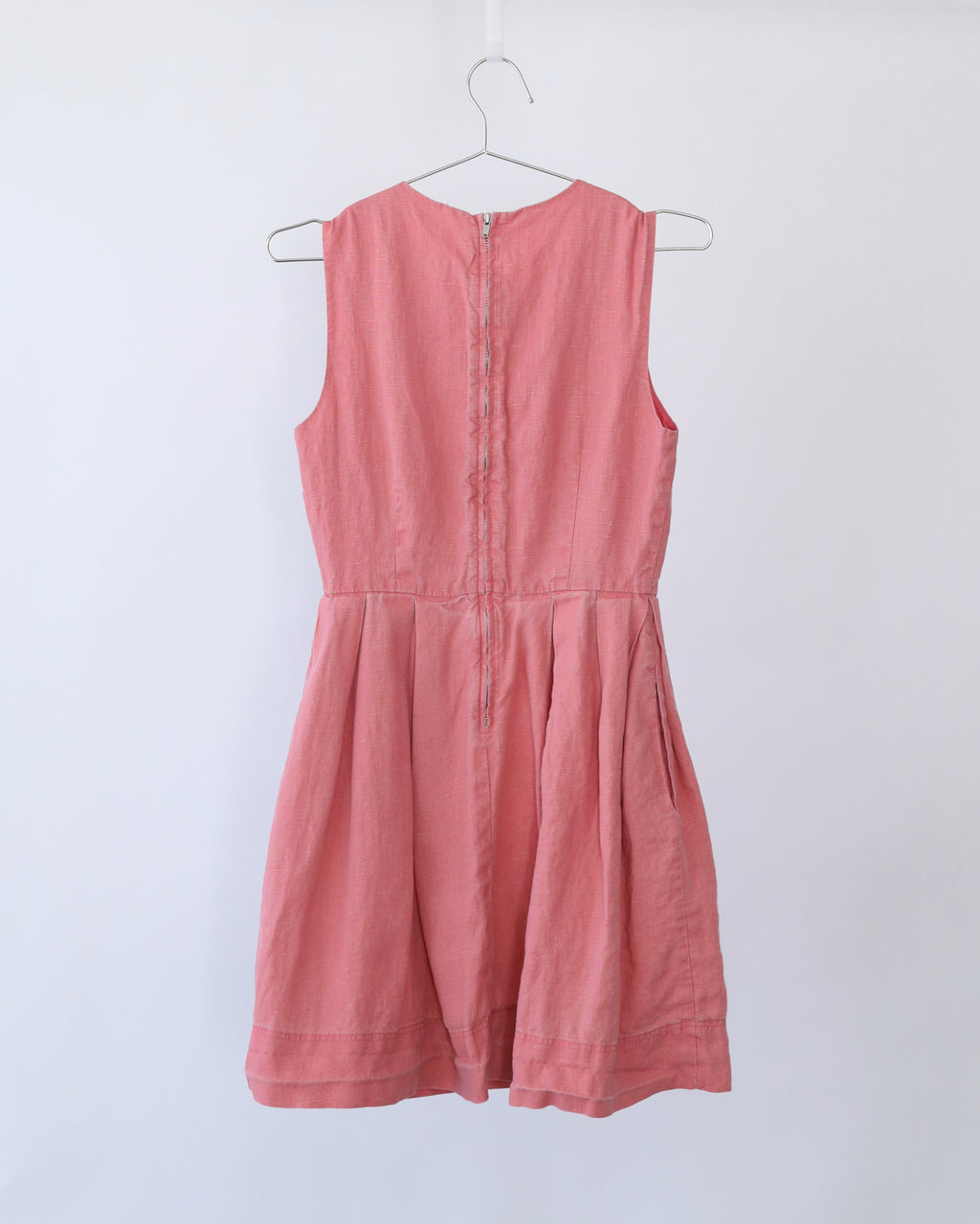 Women's Sleeveless Side Pocket Dress Mauve