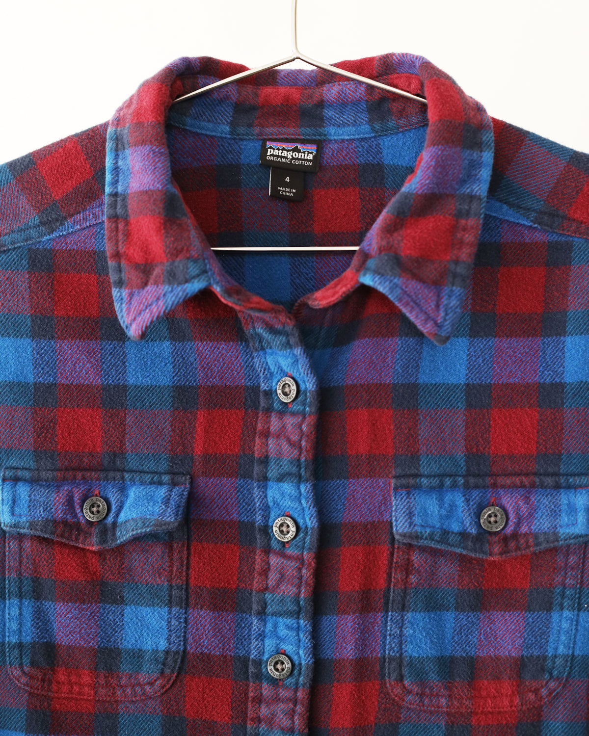 Women's Patagonia Blue White Red Plaid Shirt Size 4