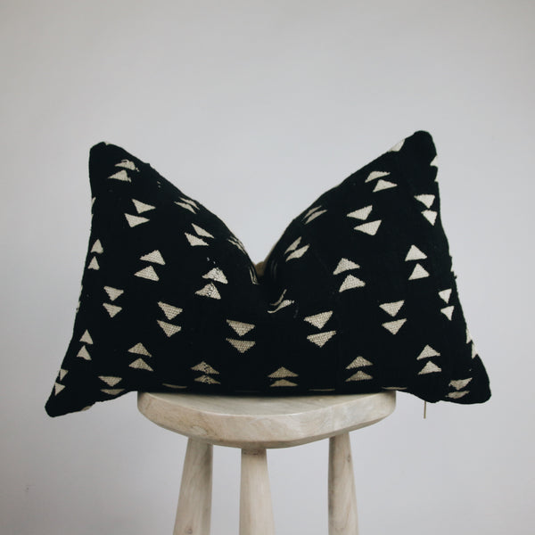 Yakira in Black